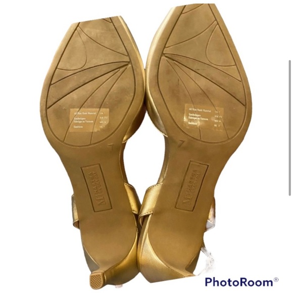 Payless Martha Everyday Gold Sling back kitty Heel size 7 - Picture 4 of 4